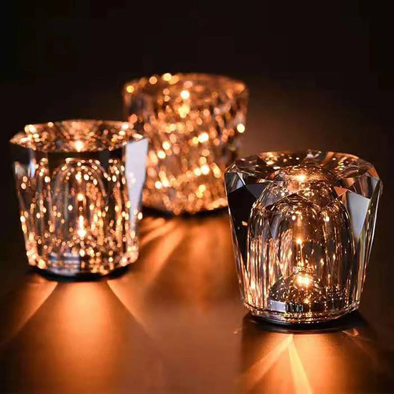 Luminária-de-Mesa-Decorativa-e-Abajur-Diamond-Illumiarte-7.